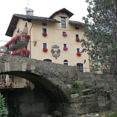 Hotel Cecchin Аоста Екстериор снимка